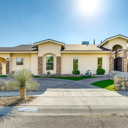 Unique El Paso Home With Patio About 1 Mi To The Shoppes